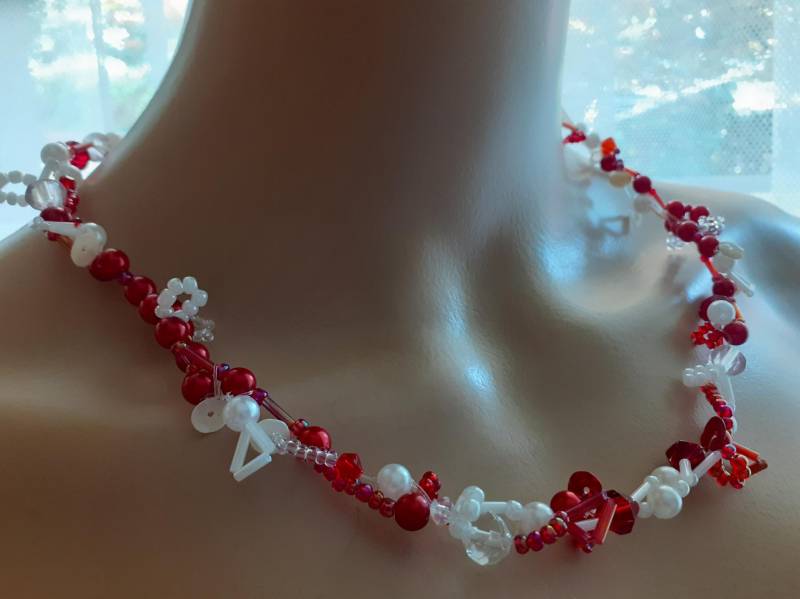 Halskette, Perlenkette, Glasperlenkette von SeideFilzFarbe