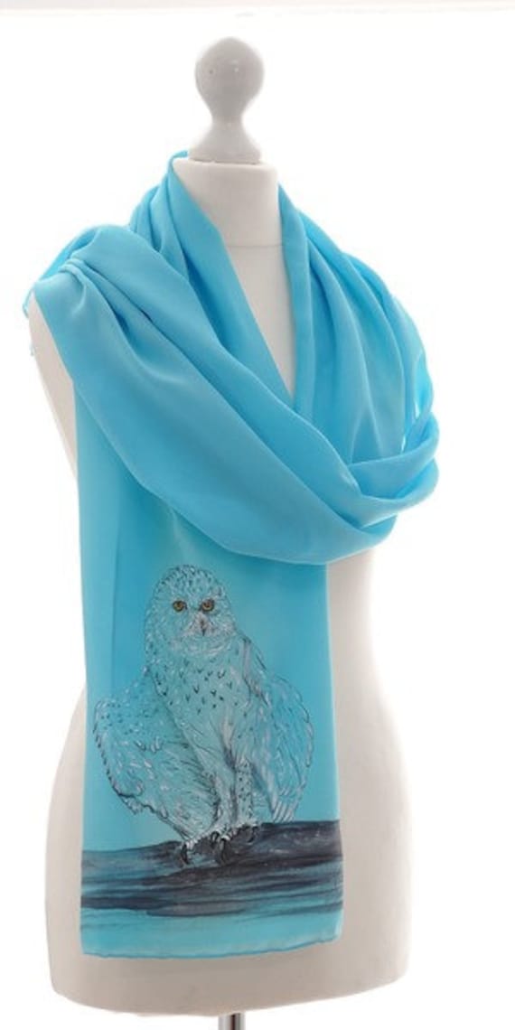 Schal Eule Seidenschal Seide Silk Kunst Schneeeule Handgemalt Eisblau Grau Bild Ein Unikat, Luftig-Leichter Hals Schmeichler von SeidenatelierIG