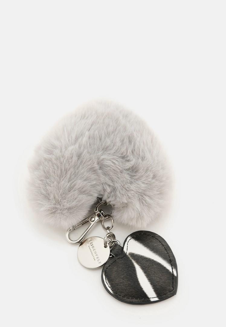 Seidenfelt - Accessoire Double Heart Charm Zebra schwarz/weiß von Seidenfelt