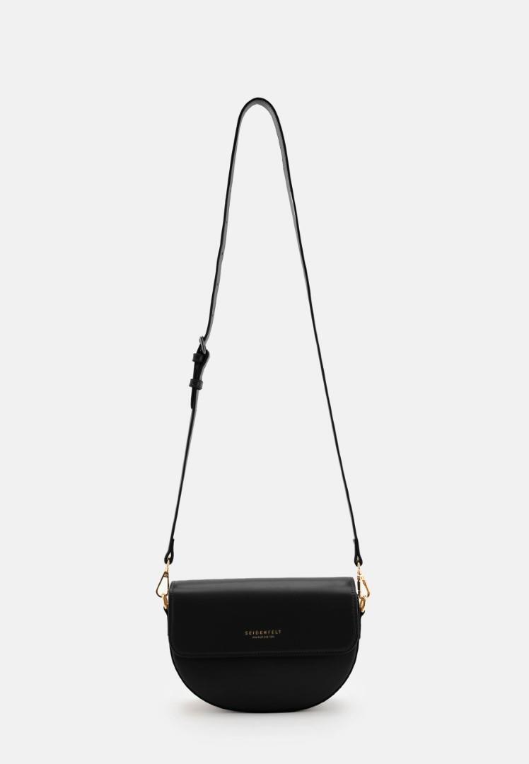 Seidenfelt - Handtasche Mit Überschla Arvaja Saddle Black Schwarz von Seidenfelt
