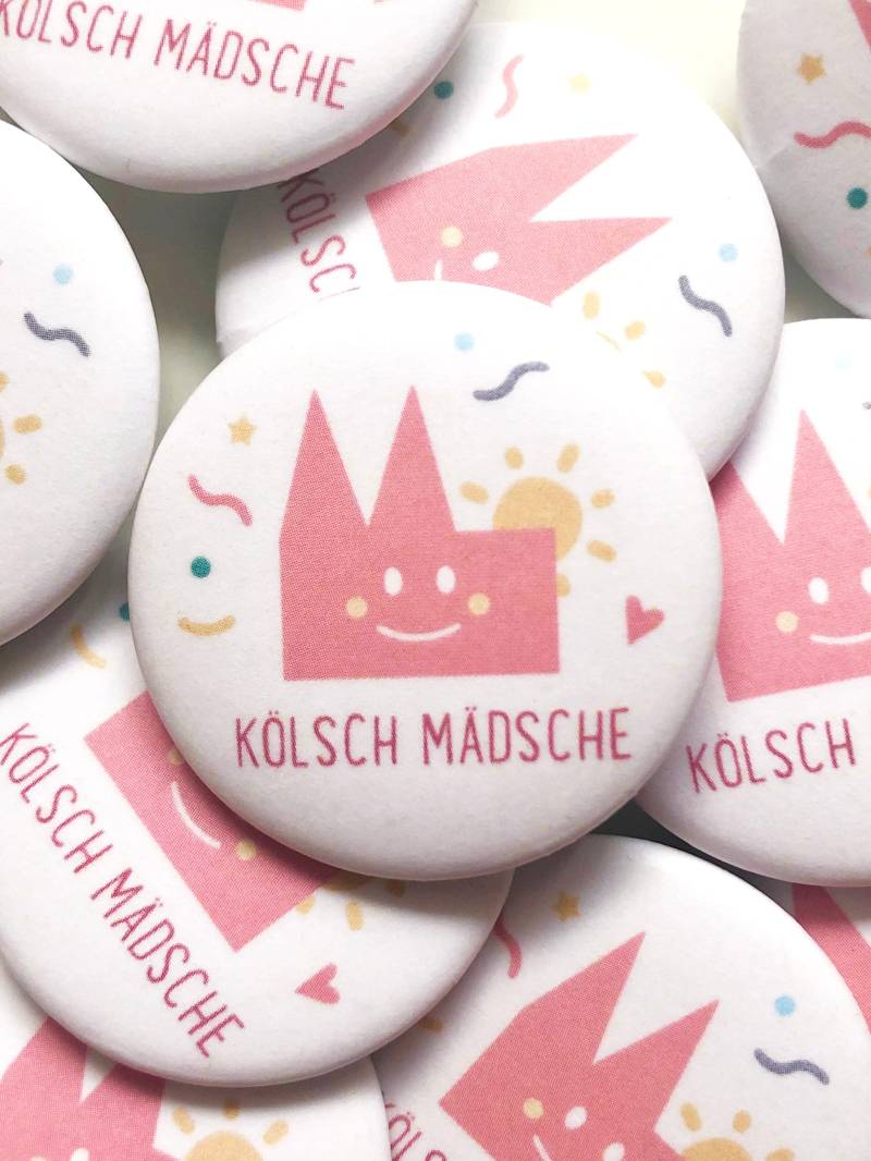 Button, Geburtstag, Karneval - "Kölsch Mädsche" Button, Geburtstag, Karneval - "Kölsch Mädsche" von SeikrittDesign