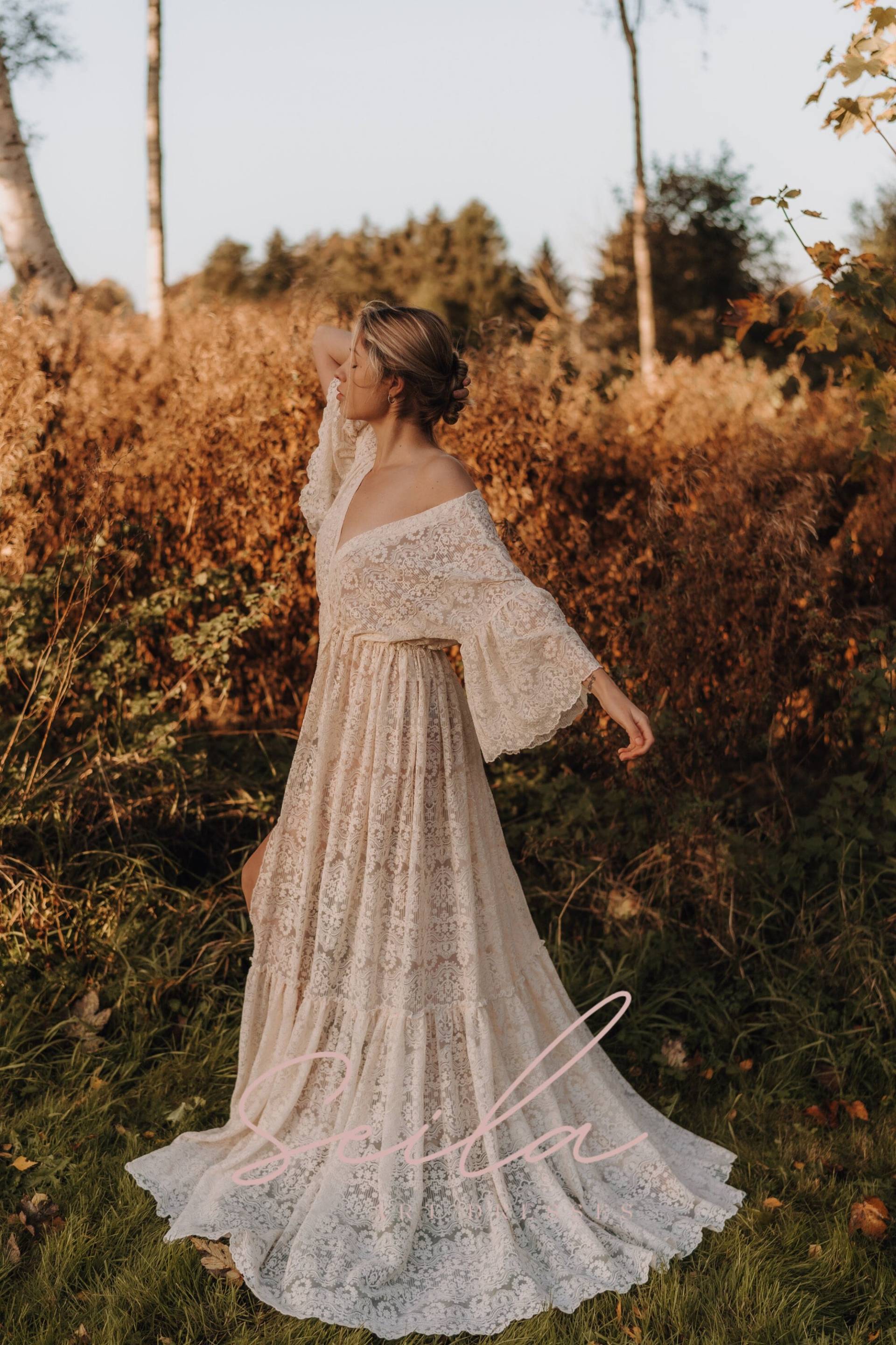Grace Boho Lace Umstandskleid Vanille-Foto-Prop-Kleid von SeilaArtDressesShop