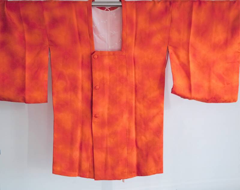 Vintage Authentic Michiyuki Jacket Kimono Made Of 100% Silk in Orange von SeiriosHouse