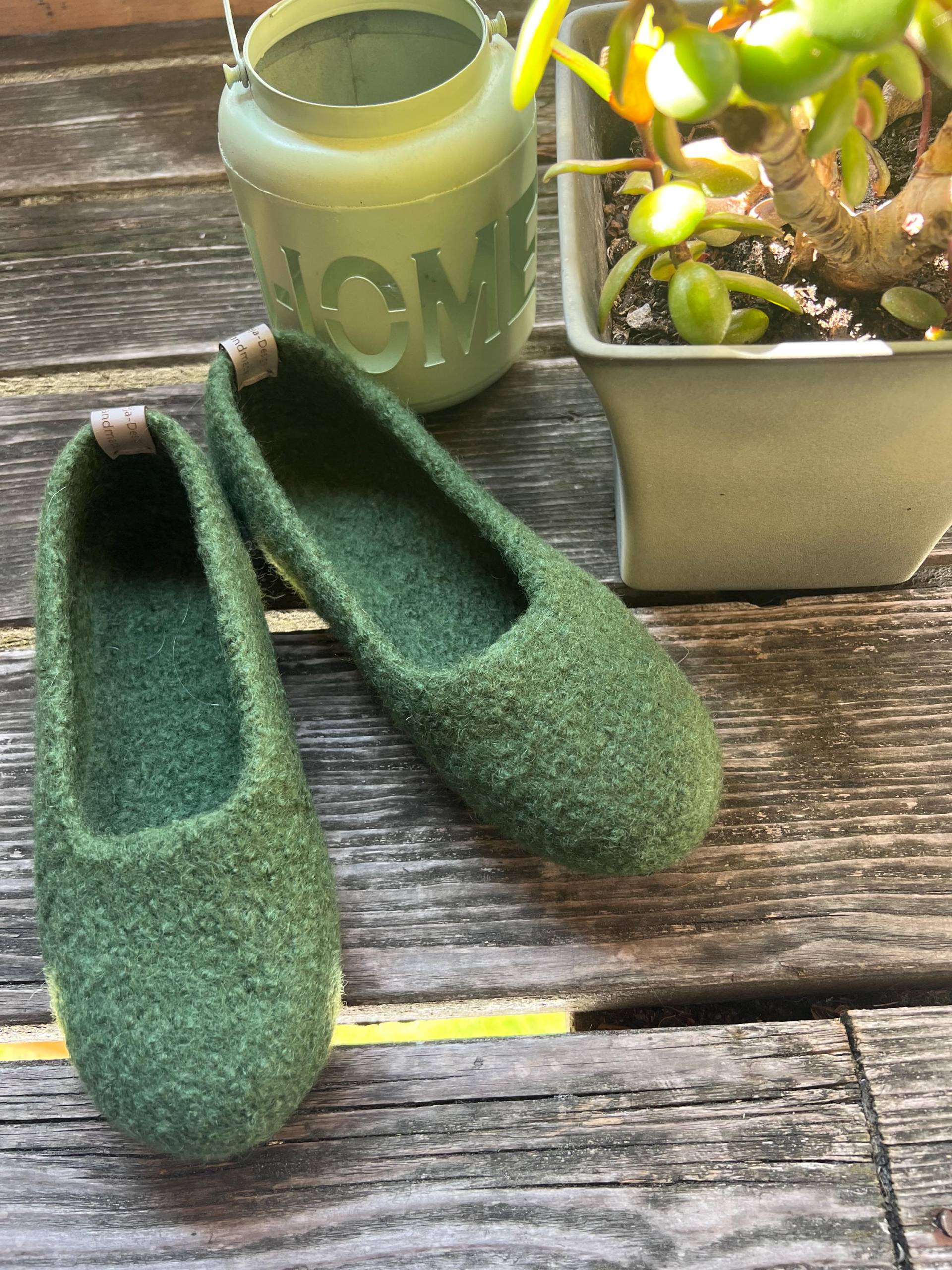Filzschuhe, Jägergüne Ballerina, Puschen, Filzpuschen, Gefilzte Hausschuhe, Barfußschuhe, Filzschuhe von SejaDesign