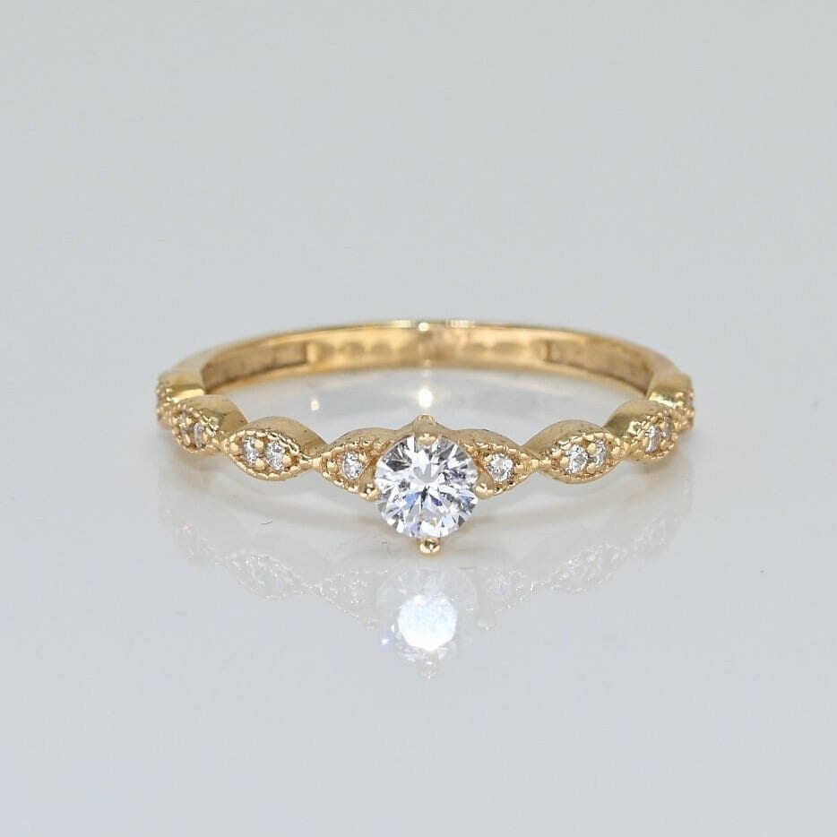 14K Massiv Gold Stapelbarer Art Deco Ring, Echtgold Ehering, Premium Moissanite Ring Für Sie, Handgemachter Edler Schmuck Von Selanica von SelanicaFineJewelry