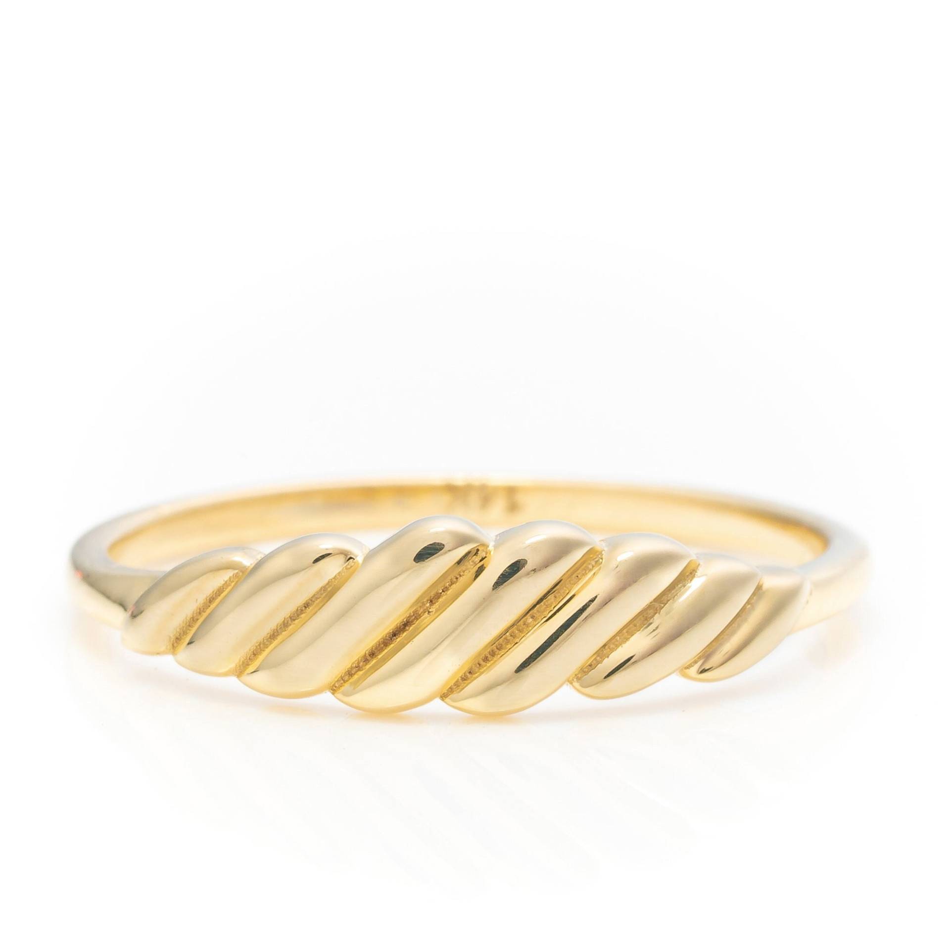 14K Solid Gold Croissant Ring, Echt Einzigartiger Twist Premium Band, Handgemachter Feiner Schmuck Von Selanica von SelanicaFineJewelry