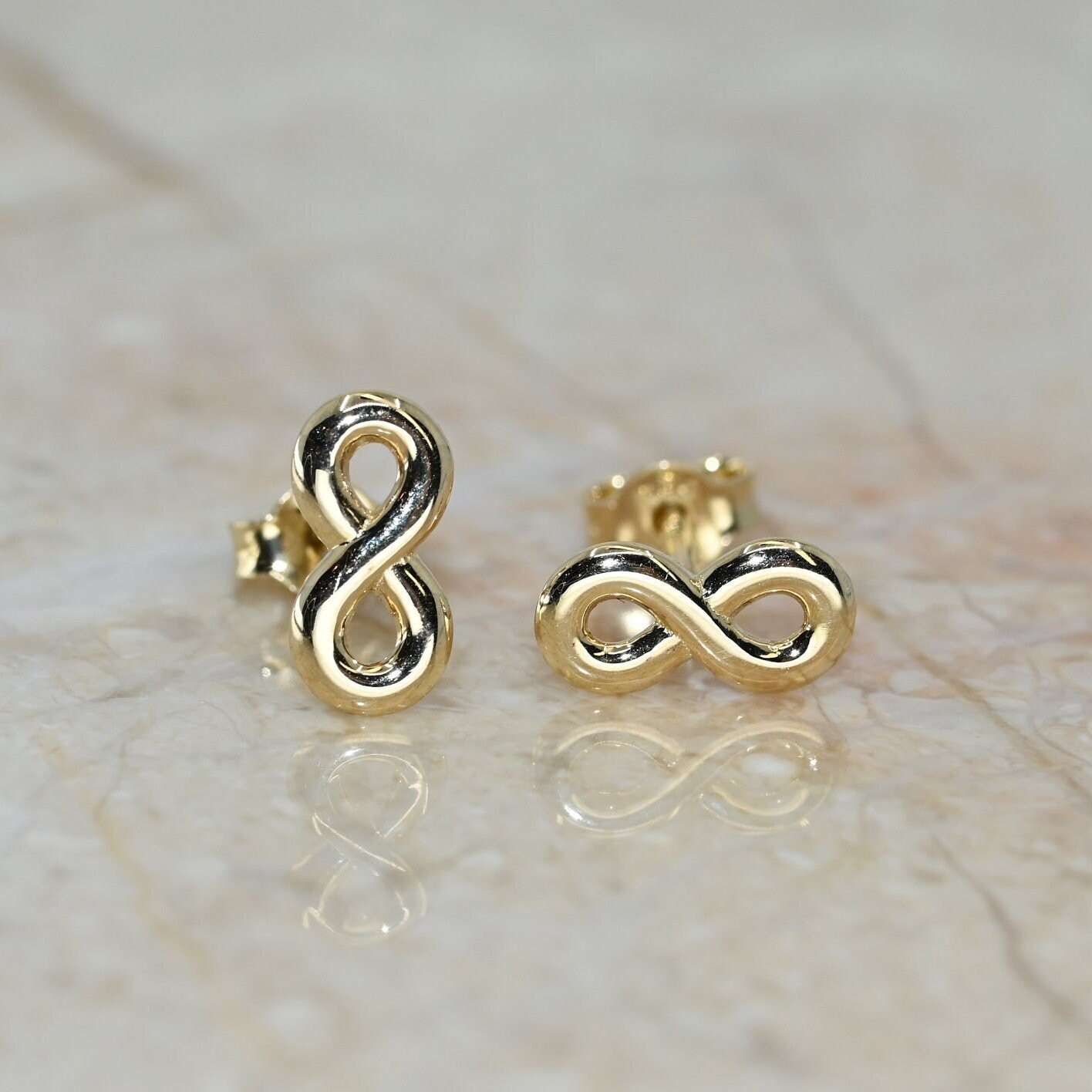 14K Solid Gold Dainty Infinity Ohrring/Echter Goldohrring Für Sie Handgemachter Feiner Schmuck Von Selanica von SelanicaFineJewelry