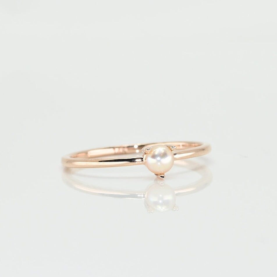Solid Gold Rosa Perlenring, Roségold Minimalist Perlenring Für Sie, Natürliche Rosa Perle, Zierlicher Ring, Handgemachter Feiner Schmuck Von Selanica von SelanicaFineJewelry