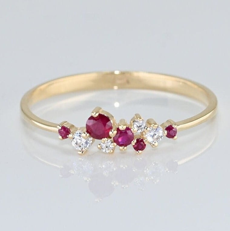14K Solid Gold Rubin Cluster Ring/Echtgold Zierlicher Für Sie Handgemachter Feiner Schmuck Von Selanica von SelanicaFineJewelry