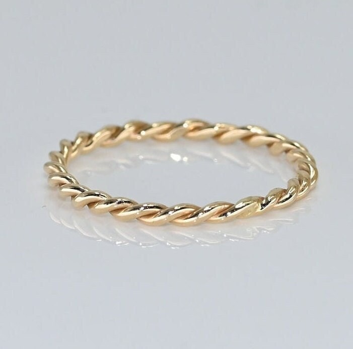 14K Solid Gold Stapelbar Zierliches Twist Band/Echt Ring Seil Handgemachter Edel Schmuck Von Selanica von SelanicaFineJewelry