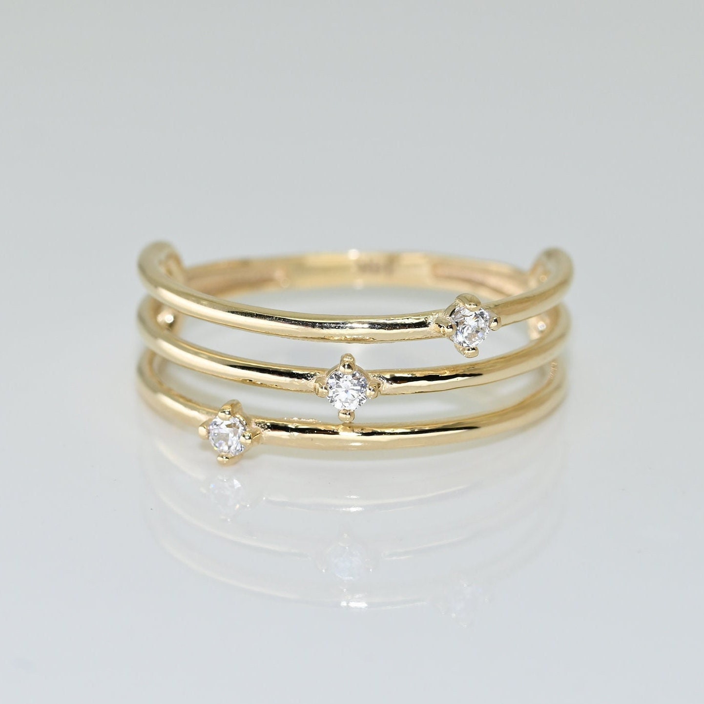 14K Solid Gold Triple Bandring/Echtgold Drei Einzigartiges Design Für Sie Handgemachter Feiner Schmuck Von Selanica von SelanicaFineJewelry