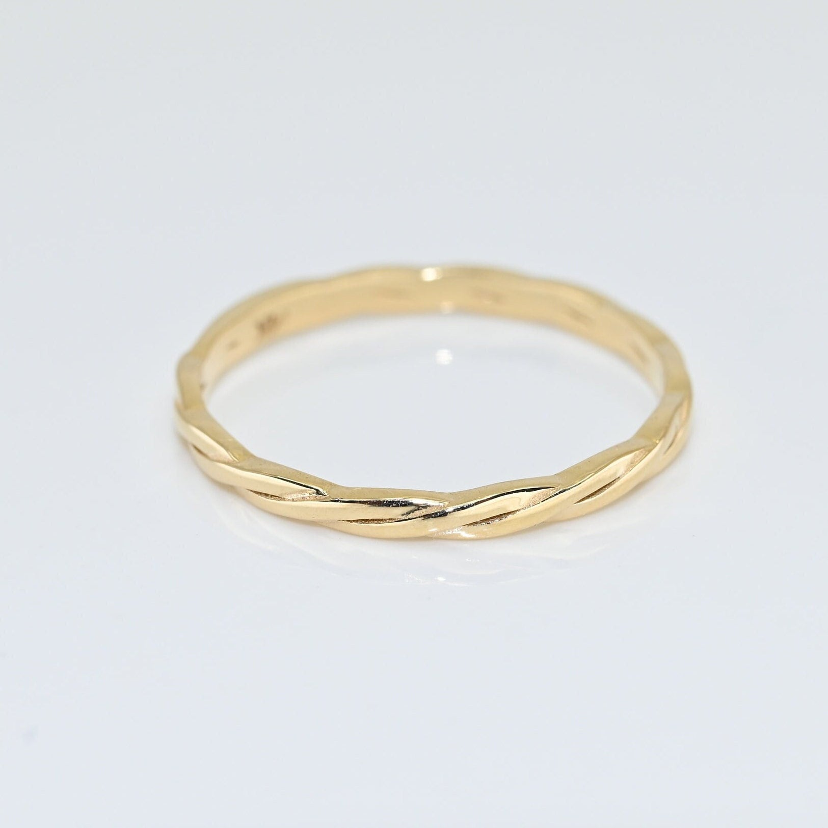 Echtes Gold Gedrehter Bandring/Band Ehering Handgemachter Feiner Schmuck Von Selanica Echtes Gold Gedrehter Bandring/Band Ehering Handgemachter Feiner Schmuck Von Selanica von SelanicaFineJewelry