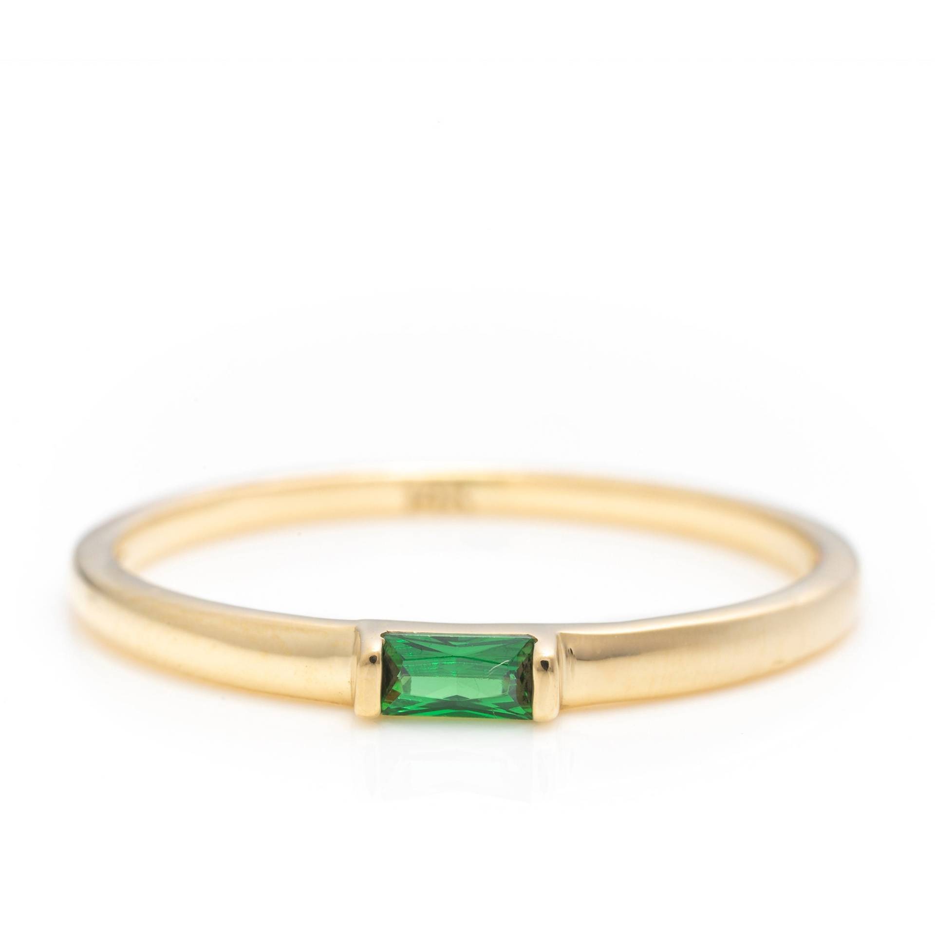 14K Solid Gold Zierliche Smaragd Baguette Ring/Echtes Stapelbar Band Handgemachter Premium Feiner Schmuck Von Selanica von SelanicaFineJewelry