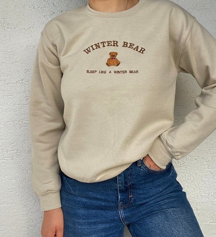 Vintage Sweater Bestickt Winter Bear Weihnachten Crewneck Weihnachtspullover Vintage Sweater Bestickt Winter Bear Weihnachten Crewneck Weihnachtspullover von SelbstbesticktJL