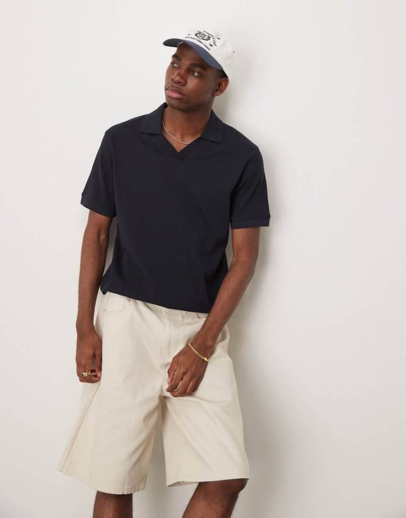 Selected - Geripptes Polohemd in Marineblau von Selected
