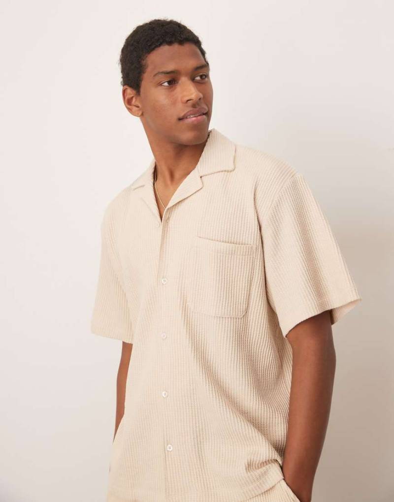 Selected - Hemd in Cremeweiß mit Reverskragen und Waffelstruktur, Kombiteil von Selected