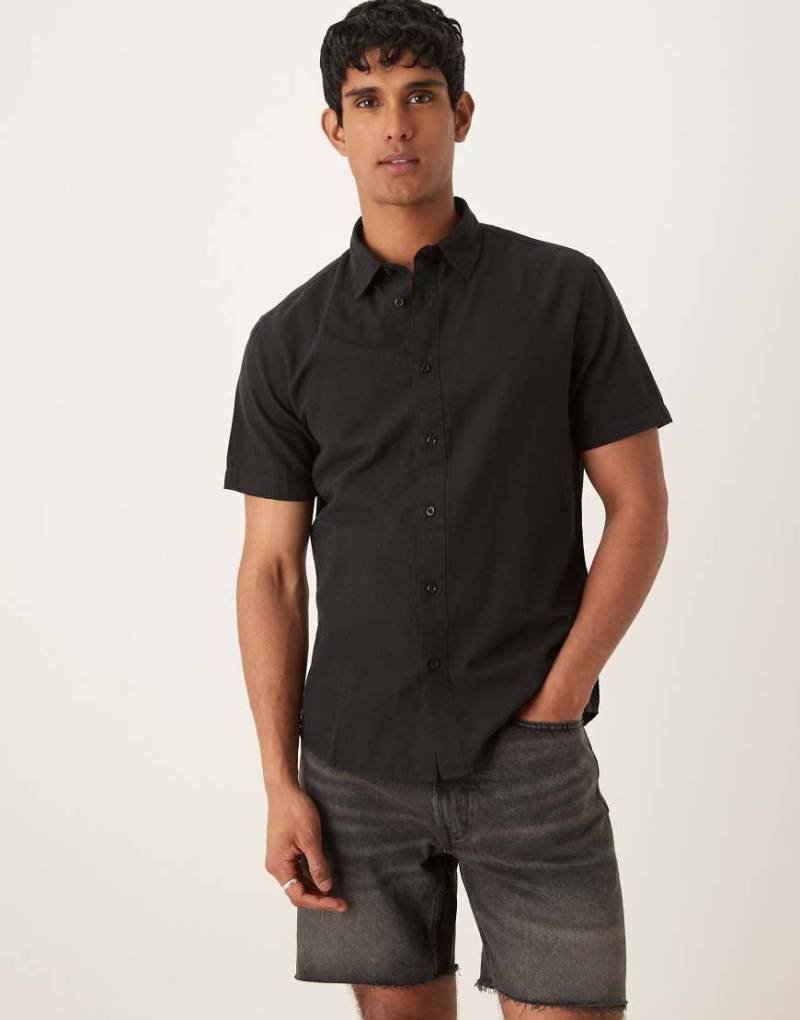 Selected - Kurzärmliges Hemd aus Leinenmischung in Schwarz von Selected