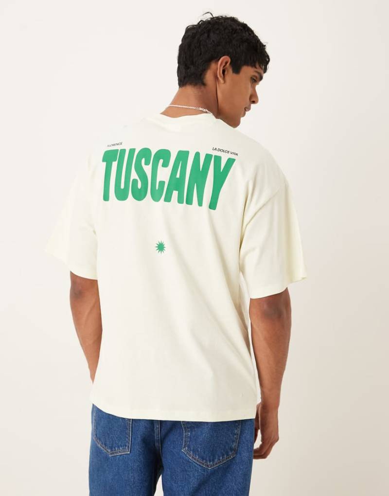 Selected - Oversize-T-Shirt in Grün mit „Tuscany"-Print auf dem Rücken von Selected