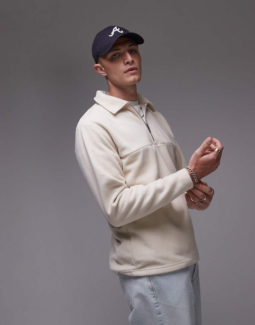 Selected Homme - Teddyfell-Oberteil in Cremeweiß mit kurzem Reißverschluss Selected Homme - Teddyfell-Oberteil in Cremeweiß mit kurzem Reißverschluss von Selected Homme