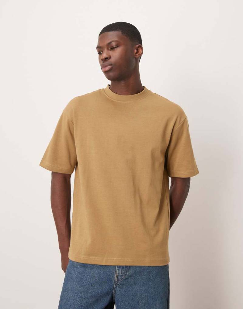 Selected - Schweres Oversize-T-Shirt in Beige-Grün von Selected