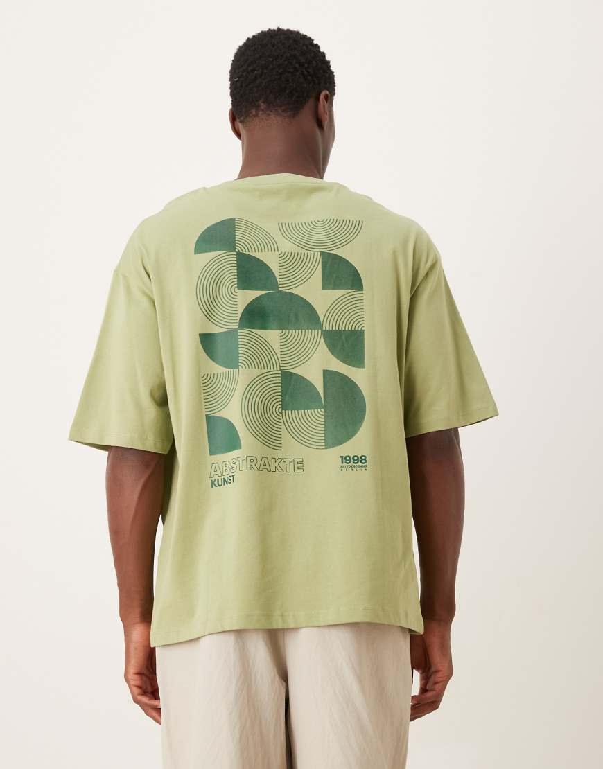 Selected - Oversize-T-Shirt in Grün mit abstraktem Print auf dem Rücken von Selected Homme
