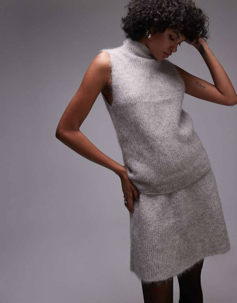 Selected Femme - Hochgeschlossener Strickpullunder in Grau von Selected