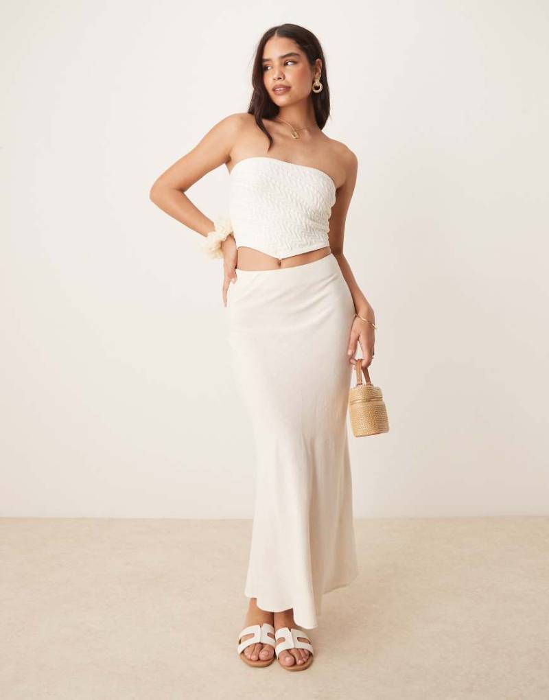 Selected Femme - Langer Rock aus Leinen in Creme-Weiß von Selected