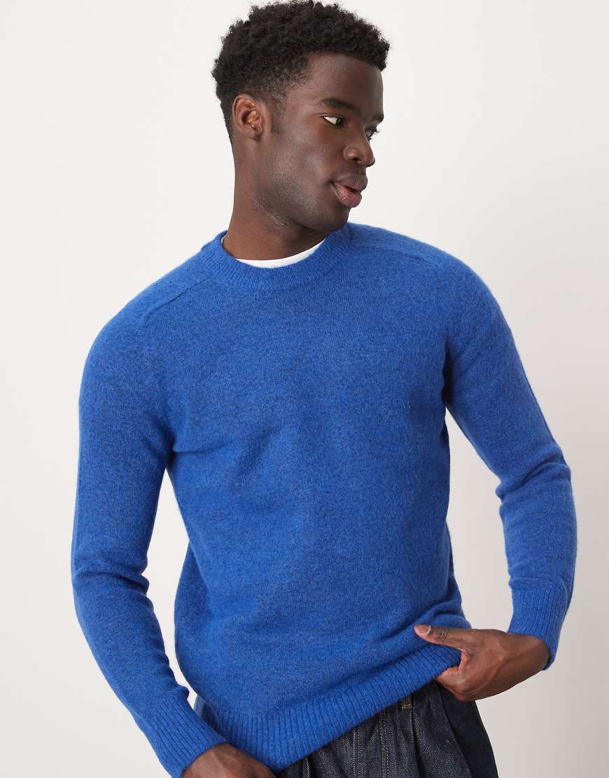 Selected - Flauschiger Strickpullover aus Alpakawolle in Blau mit Rundhalsausschnitt von Selected