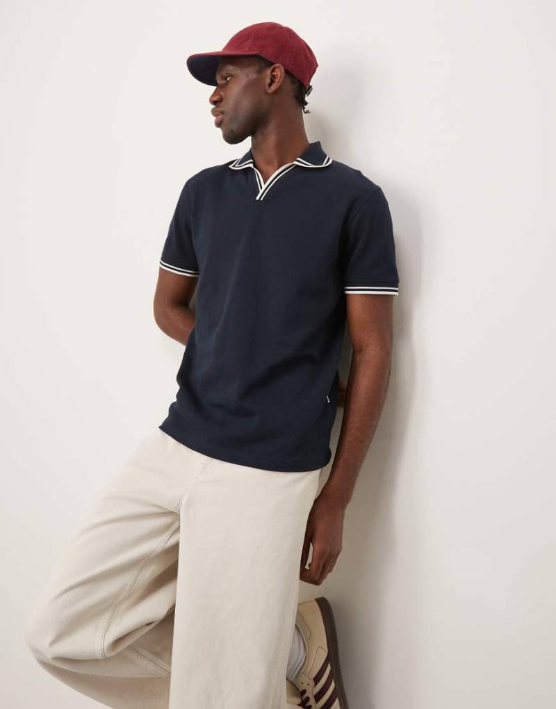 Selected - Polohemd in Marineblau mit Reverskragen Selected - Polohemd in Marineblau mit Reverskragen von Selected