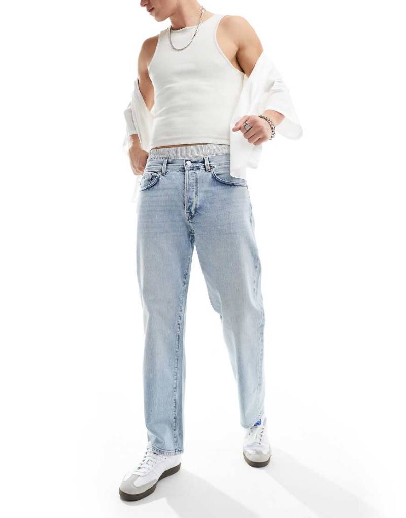 Selected - Locker geschnittene Jeans in heller Waschung-Blau von Selected