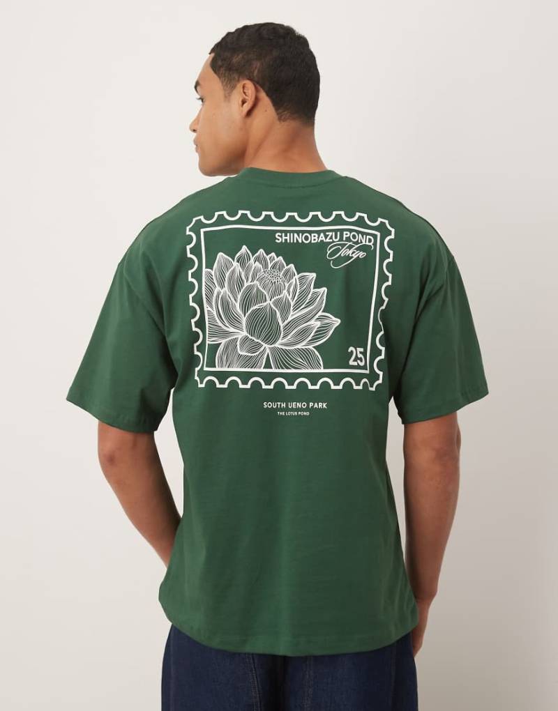 Selected - Oversize-T-Shirt in Grün mit „Tokyo"-Briefmarkenprint auf dem Rücken von Selected