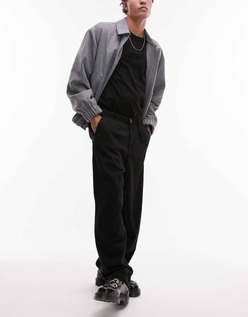 Selected - Weit geschnittene Hose in Schwarz mit Faltendetails von Selected