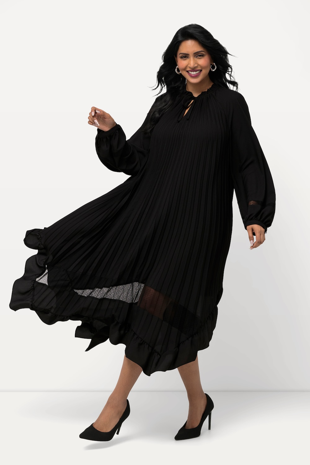 Große Größen Plissee-Kleid, Damen, schwarz, Größe: 46/48, Polyester, Ulla Popken von Selection