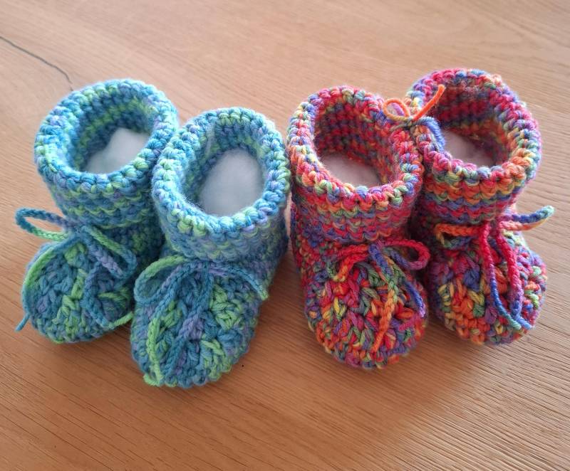 Gehäkelte Babybooties Aus 100% Merinowolle Gehäkelte Babybooties Aus 100% Merinowolle von SelfMadeByBine