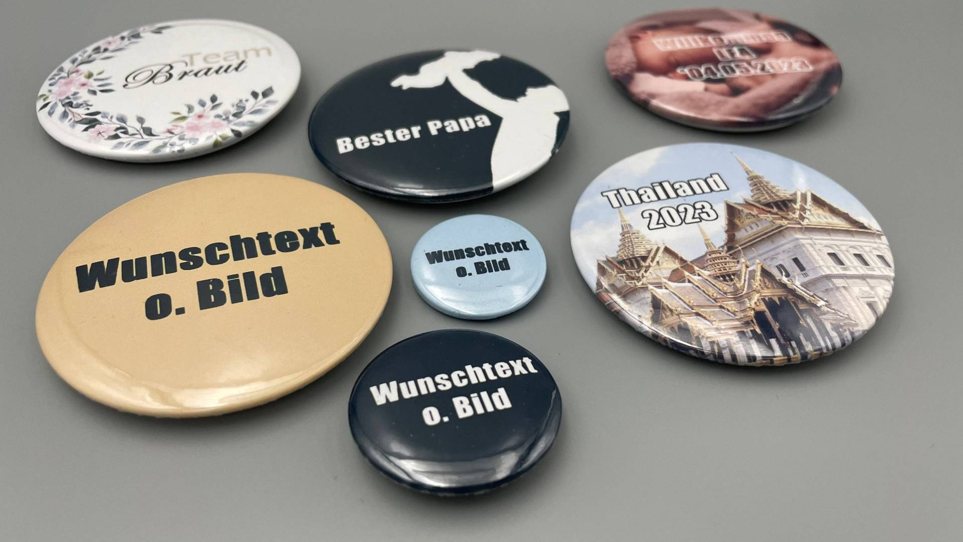 Button/Pin Anstecknadel Individuell Und Personalisierter Für Hochzeit, Abi, Jga, Feste, Feiern, Firmen Oder Ähnliche Veranstaltungen von SelfmadeFromJulia
