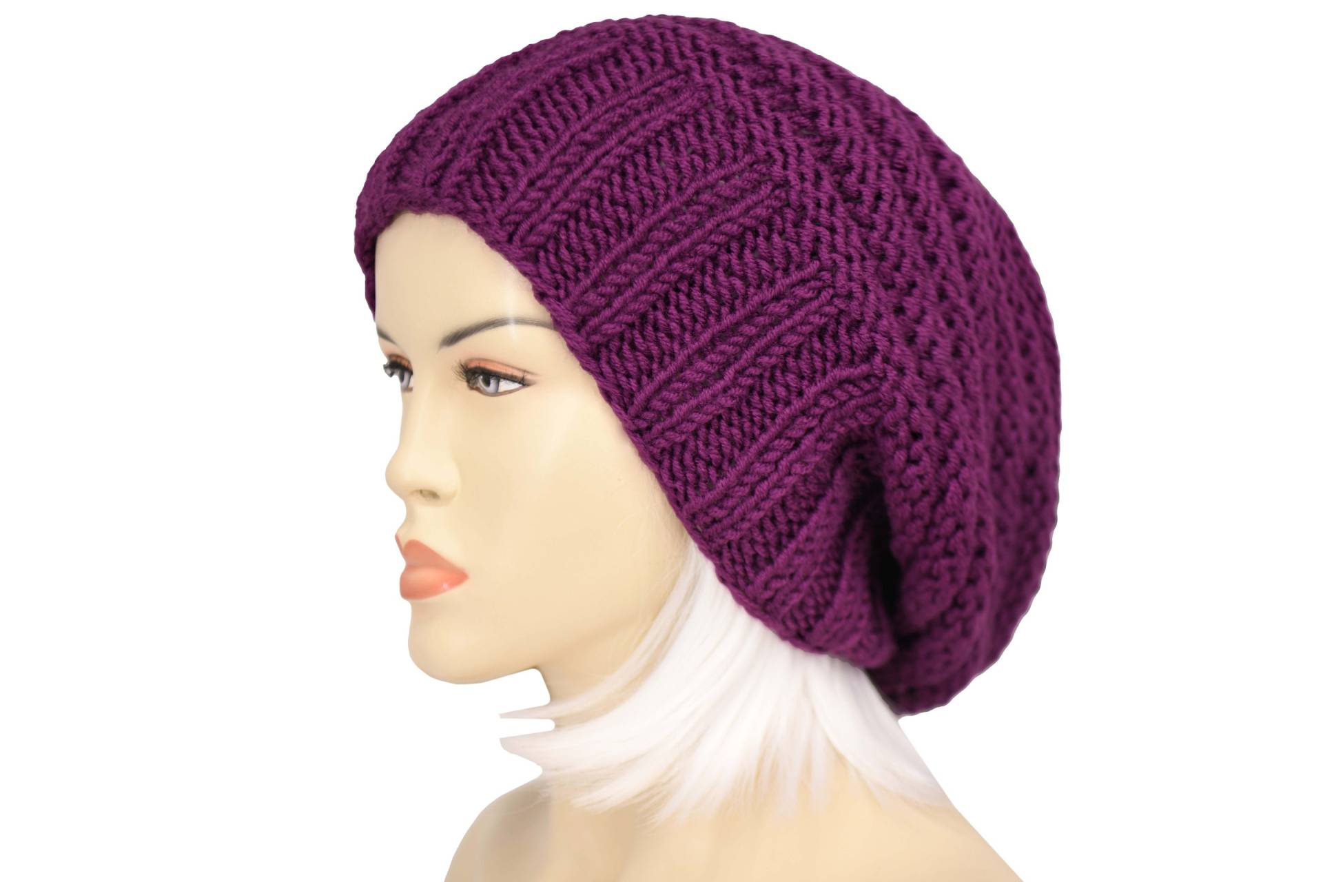 Sale - Beanie Mütze, Winter Slouchy Oversize Strickmütze Für Damen in Aubergine von SenamonAccessories