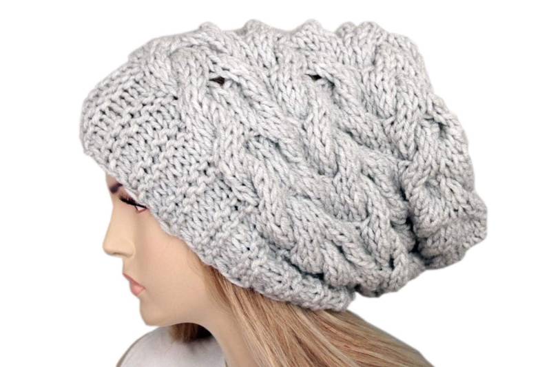 Silber Grau Slouchy Strickmütze Wolle-Acryl-Mischung von SenamonAccessories
