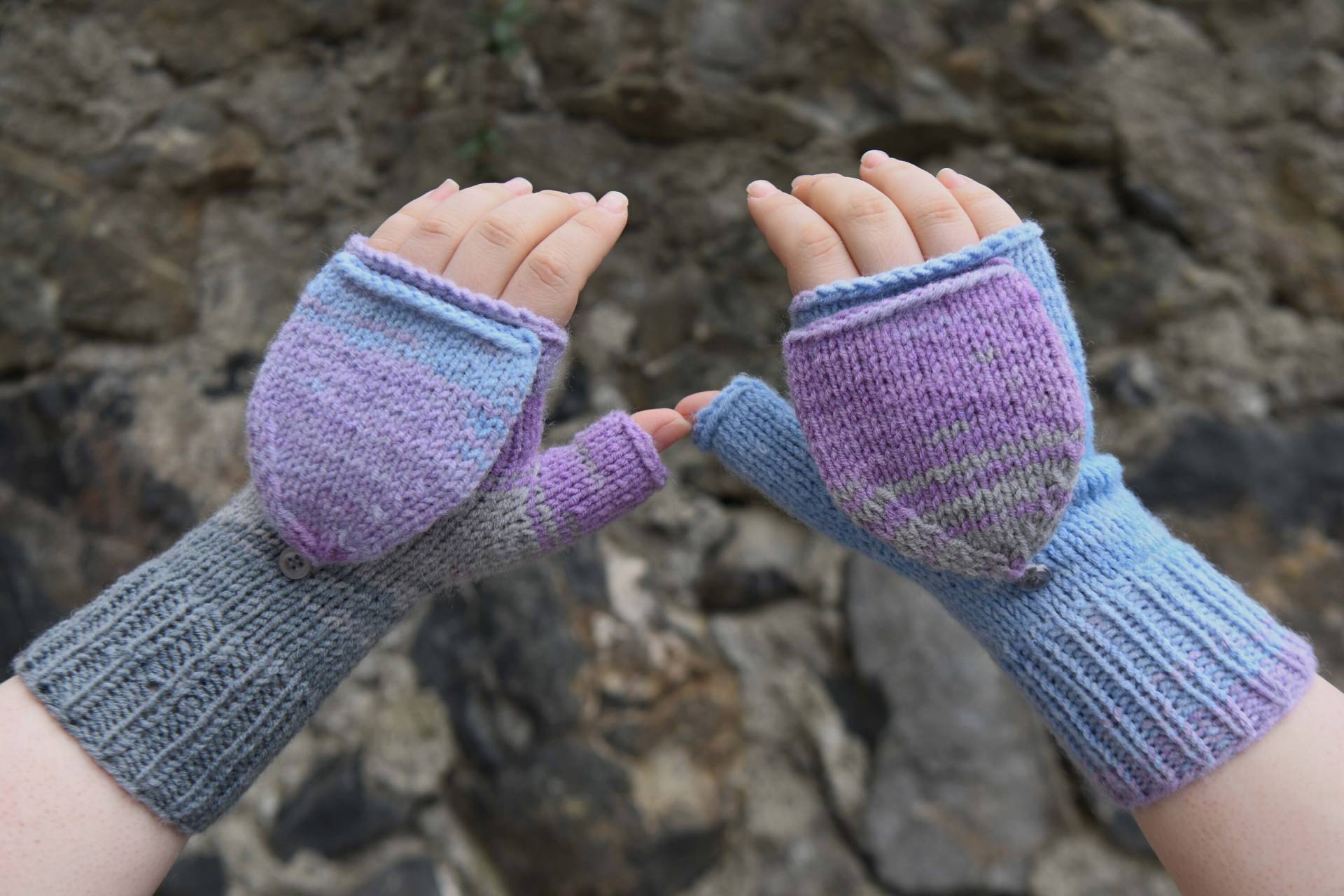 Wolle Stricken Wandelbare Fäustlinge Fingerlose Handschuhe in Multi Farbe Für Frau, Lila, Silber Grau von SenamonAccessories