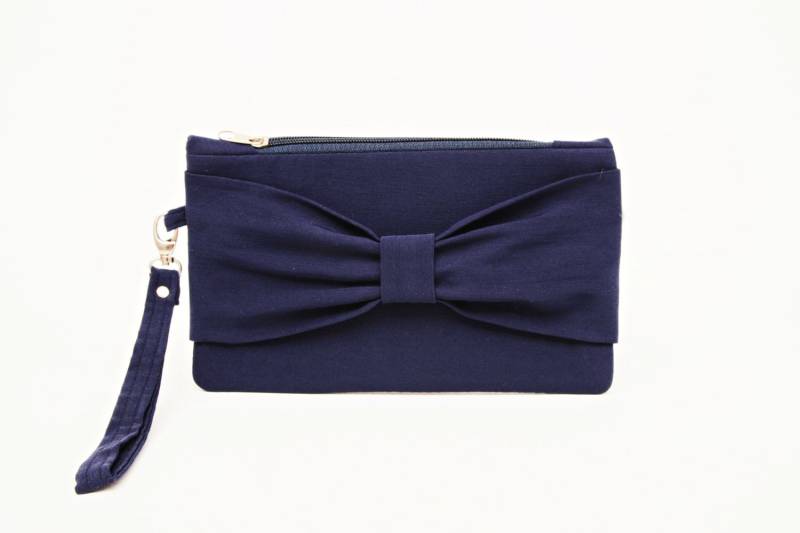 Schleife Clutch Beutel in Benutzerdefinierten Farben, Brautjungfer Geschenk, Hochzeitsgeschenk, Reißverschluss Beutel, Abend Clutch, Anlass Tasche Schleife Clutch Beutel in Benutzerdefinierten Farben, Brautjungfer Geschenk, Hochzeitsgeschenk, Reißverschluss Beutel, Abend Clutch, Anlass Tasche von SenamonBoutique