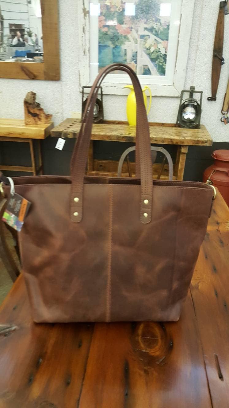 Büffelleder Handtasche Büffelleder Handtasche von SengGallery