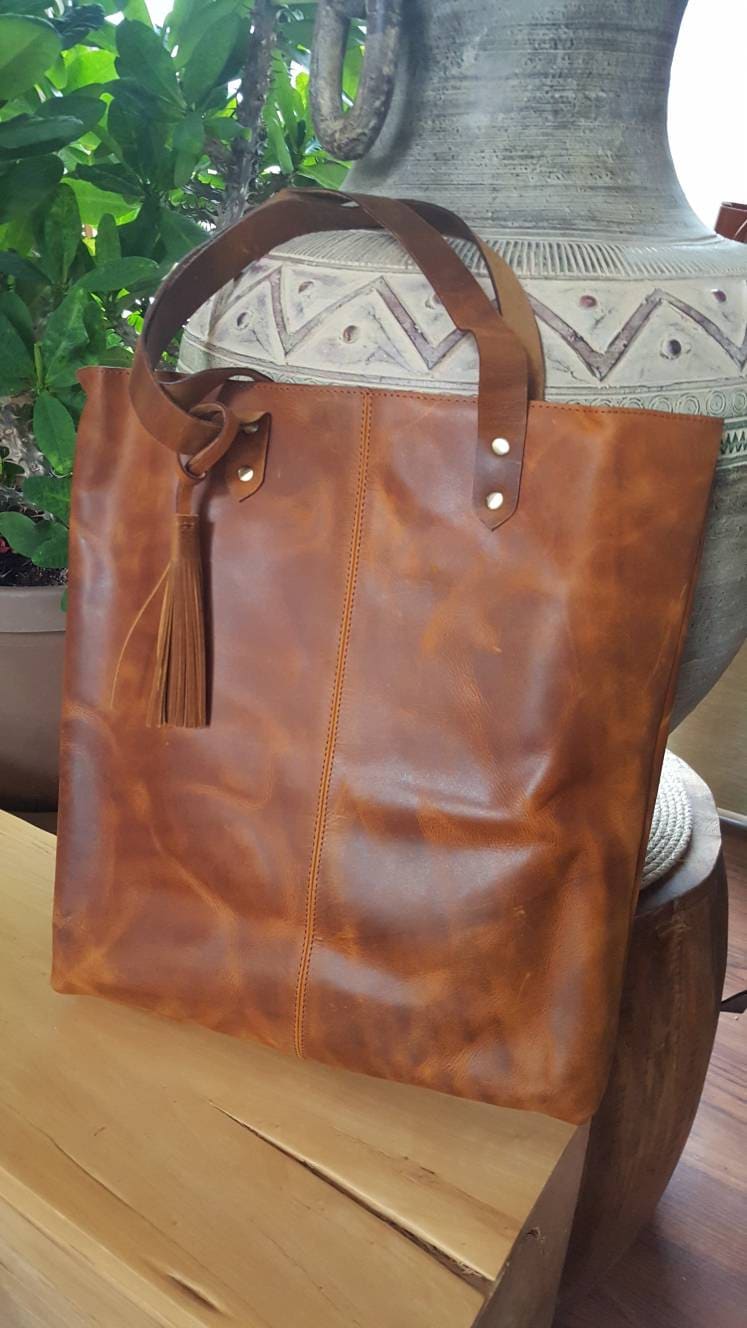 Tote Aus Büffelleder Tote Aus Büffelleder von SengGallery