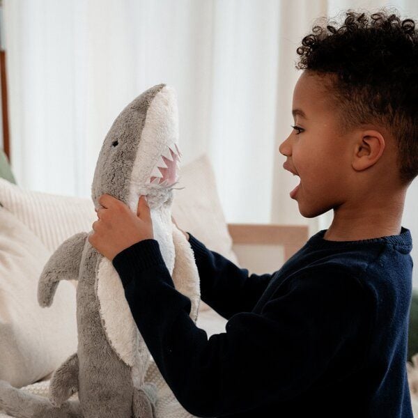 Senger Naturwelt Senger Kuscheltier Hai NEU klein oder groß auch als Wärmekissen verwendbar von Senger Naturwelt