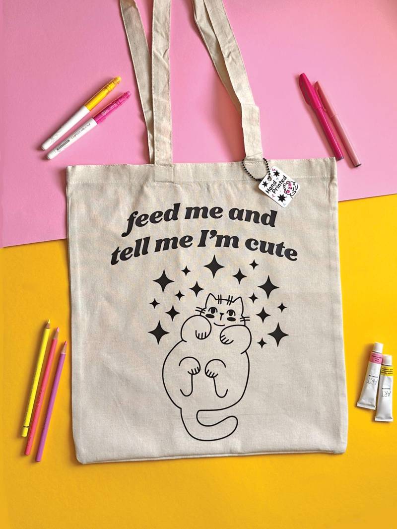 Entzückendes Katzendesign Mit Bezauberndem Zitat Auf Tragetasche, Anpassbare Farben, Geschenk Für Katzenliebhaber von SenoritaGabita