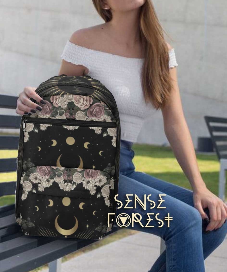 Hellrosa Mondphase Rucksack, Boho Süßer Witchy Day Pack Wasserdichter Nylon Cottagecore Laptop Träger Gepolsterte Hexe Schulrucksack Tasche von SenseForest