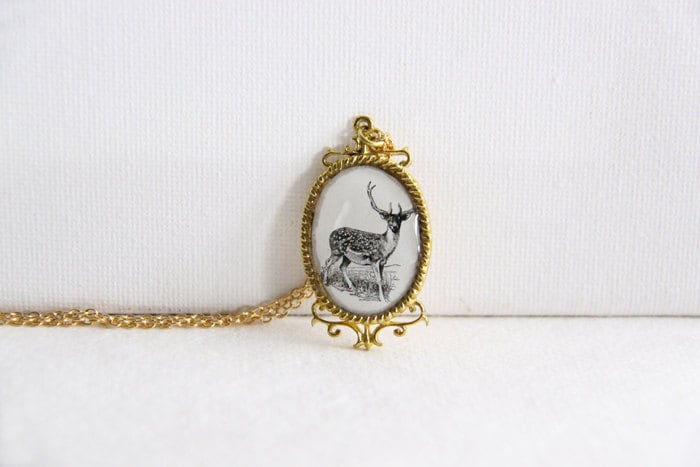 Hirsch Im Vintage Oval Charm Halskette - Cute Deer Schmuck von SeptemberRoom