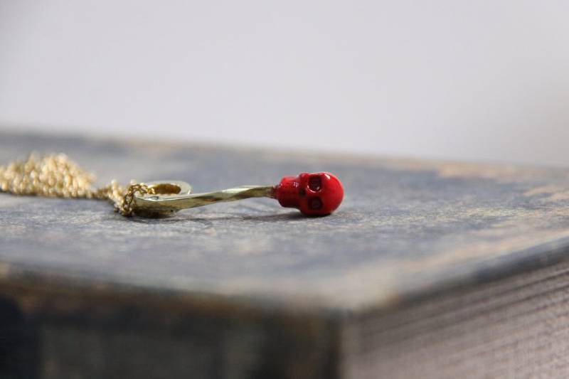 Skull Match Halskette/Punk Rock Anhänger Schmuck Messing 925 Sterling Silber Vergoldet Versilbert von SeptemberRoom