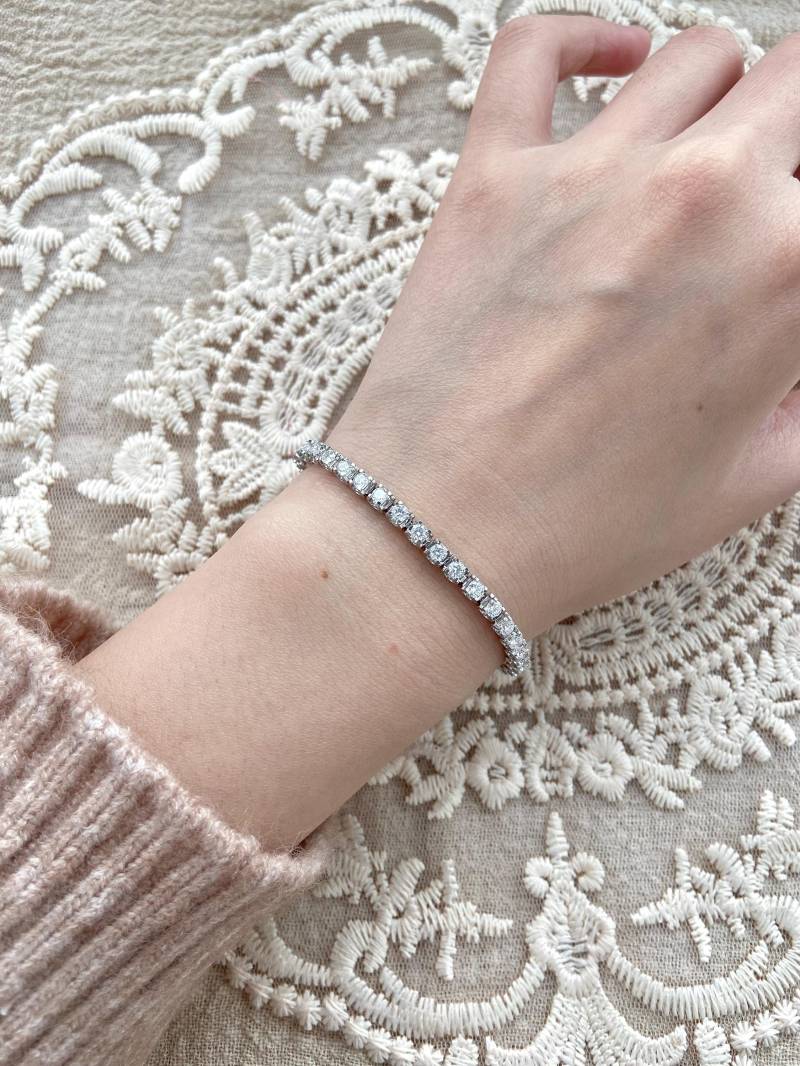 3.3 Karat Labor Gewachsene Diamant Tennis Armband 18K Gold von SerenDiamonds