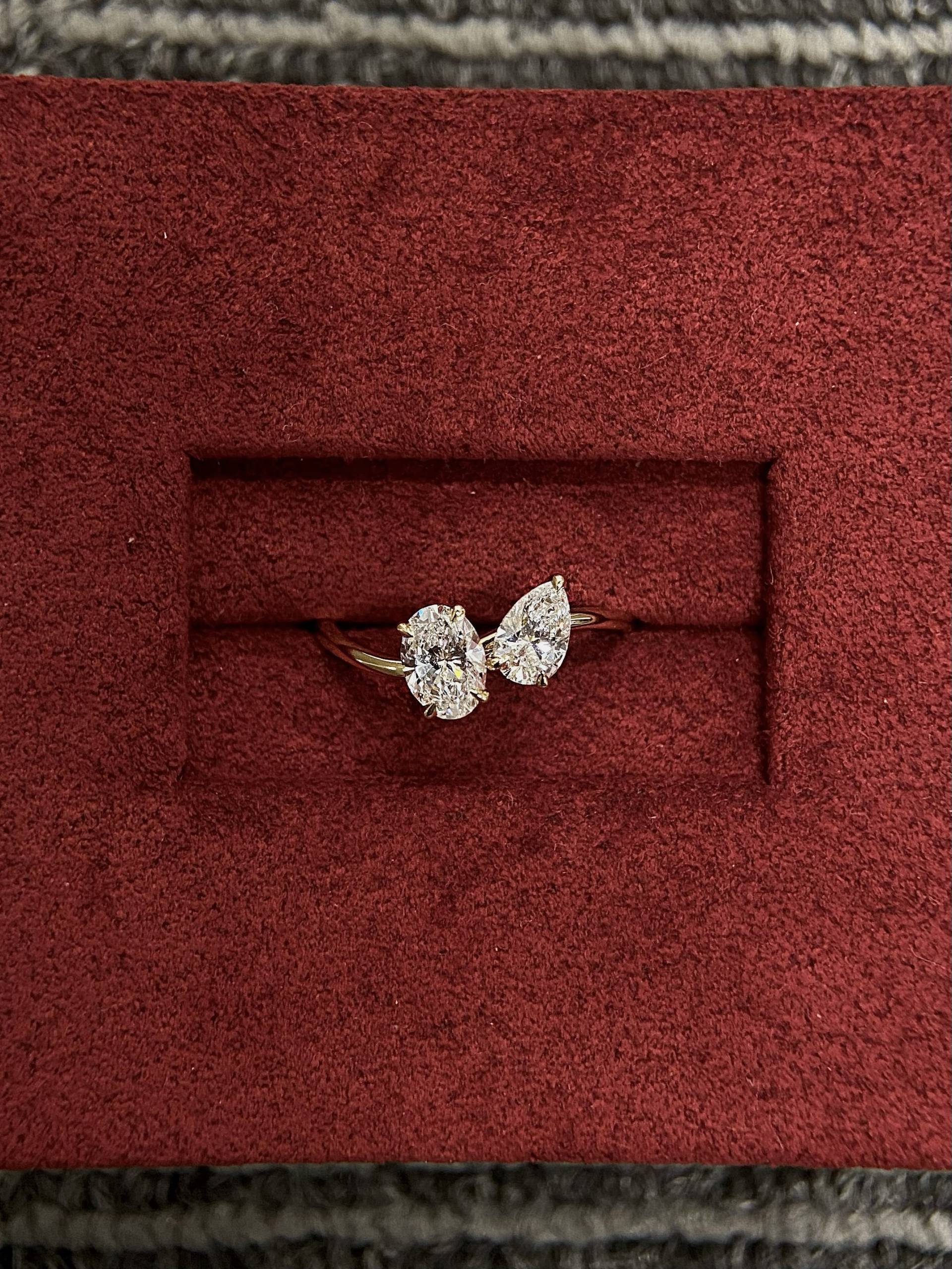 Toi Et Moi Lab Zuchtdiamant Ring Oval - & Tropfenschliff, 585Er Gelbgold von SerenDiamonds