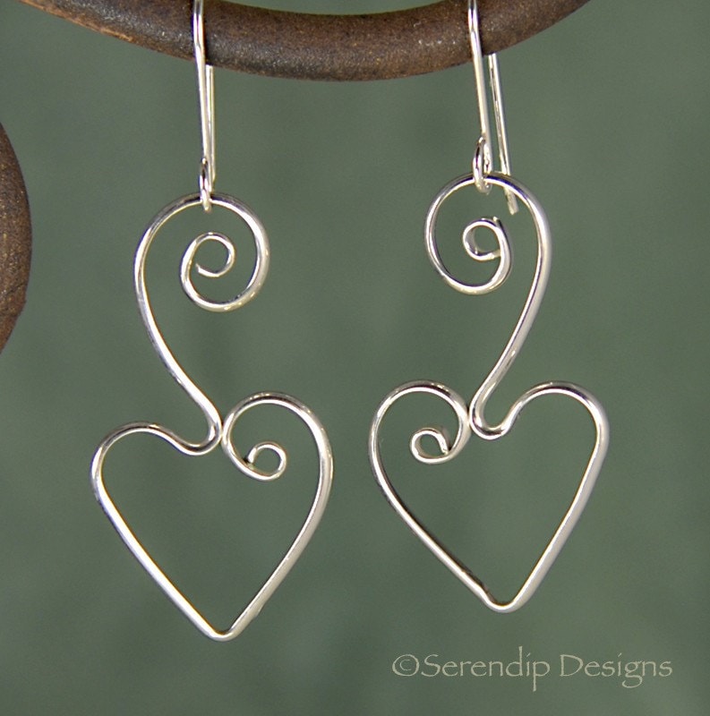 Argentium Silber Spirale Herzohrringe, Große Glänzende Sterling Herz Ohrringe Se37 Argentium Silber Spirale Herzohrringe, Große Glänzende Sterling Herz Ohrringe Se37 von SerendipDesignsJewel