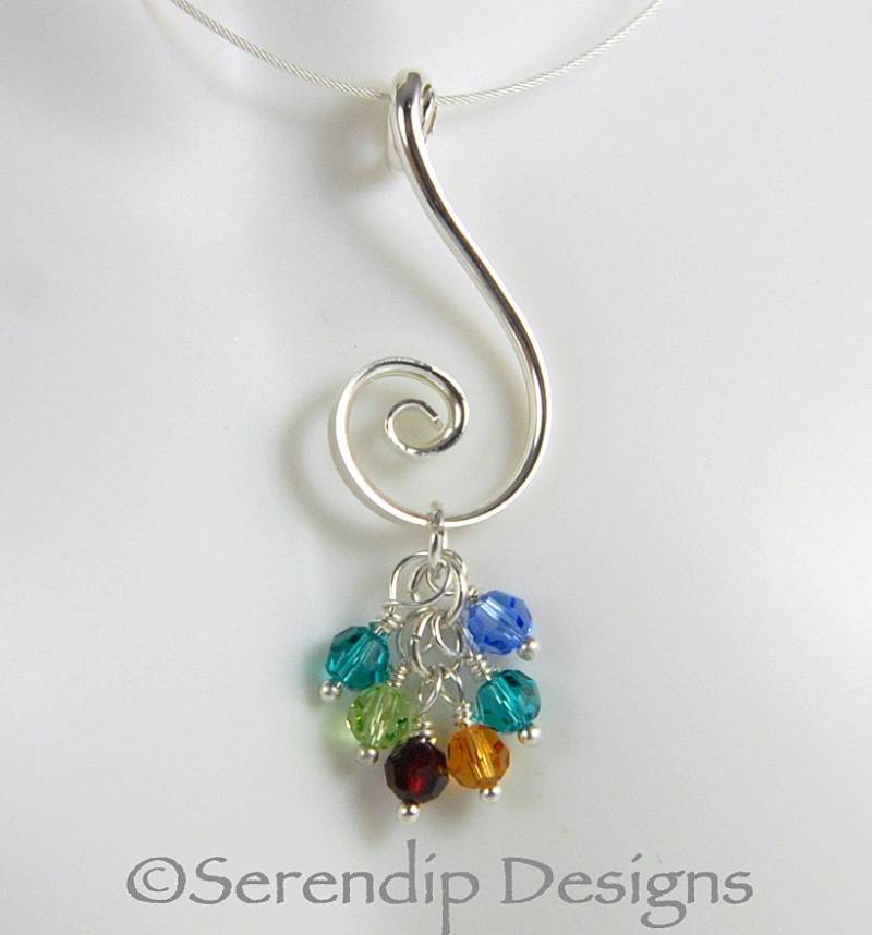 Argentium Sterling Silber Spirale Birthstone Anhänger Mit Sechs Swarovski Crystal Baumelt, Familie Anhänger, Großmütter Halskette Sn7 Argentium Sterling Silber Spirale Birthstone Anhänger Mit Sechs Swarovski Crystal Baumelt, Familie Anhänger, Großmütter Halskette Sn7 von SerendipDesignsJewel